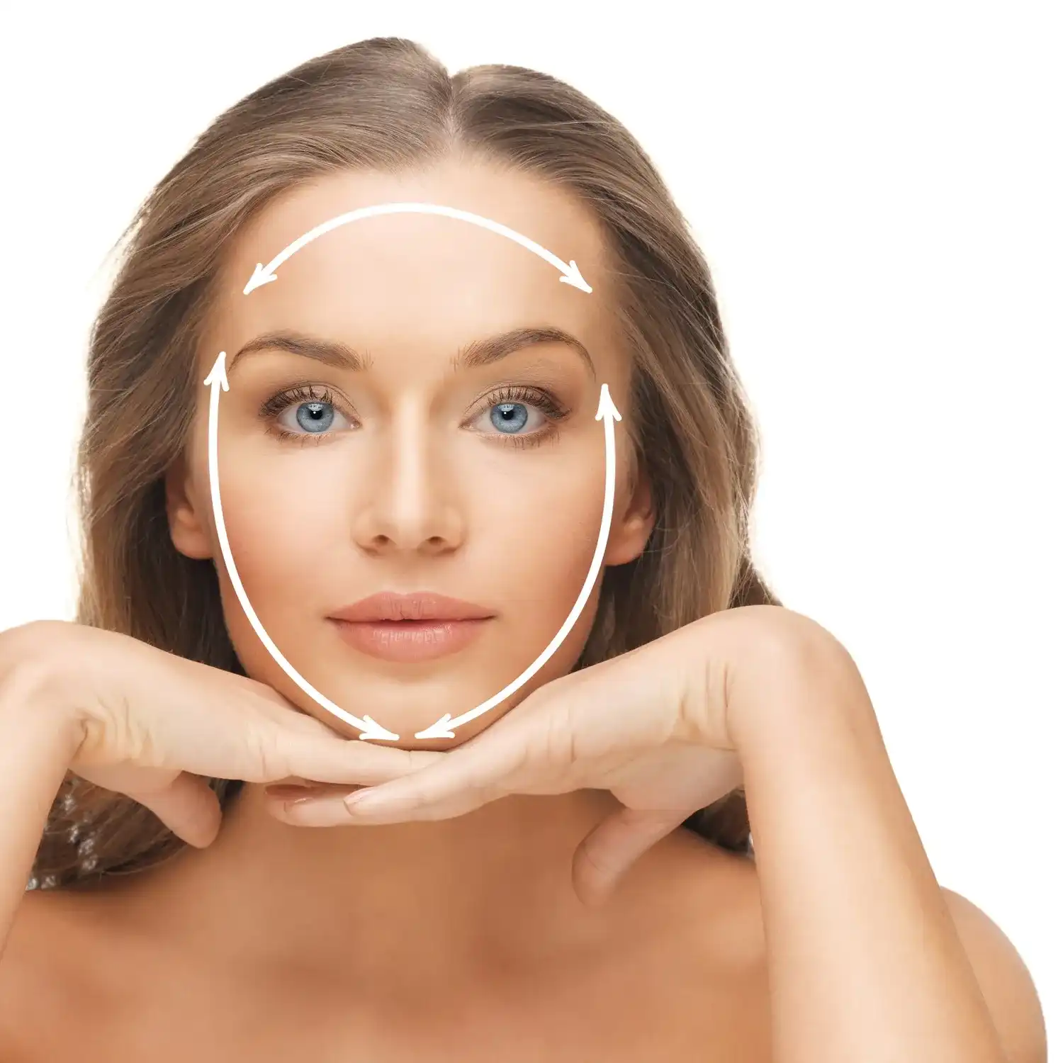 Молодая девушка с красивой и гладкой кожей и правильной формой овала лица